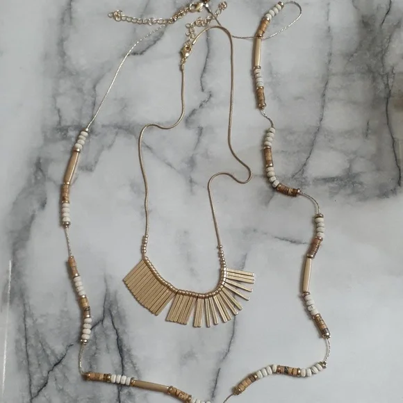 CHICO'S 2 in 1 Goldtone & Wooden Bead Necklace Set - Neutral Colors! NWOT - Picture 10 of 11